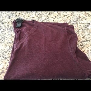 Men’s 2XL sweaters in excellent shape    $8 each